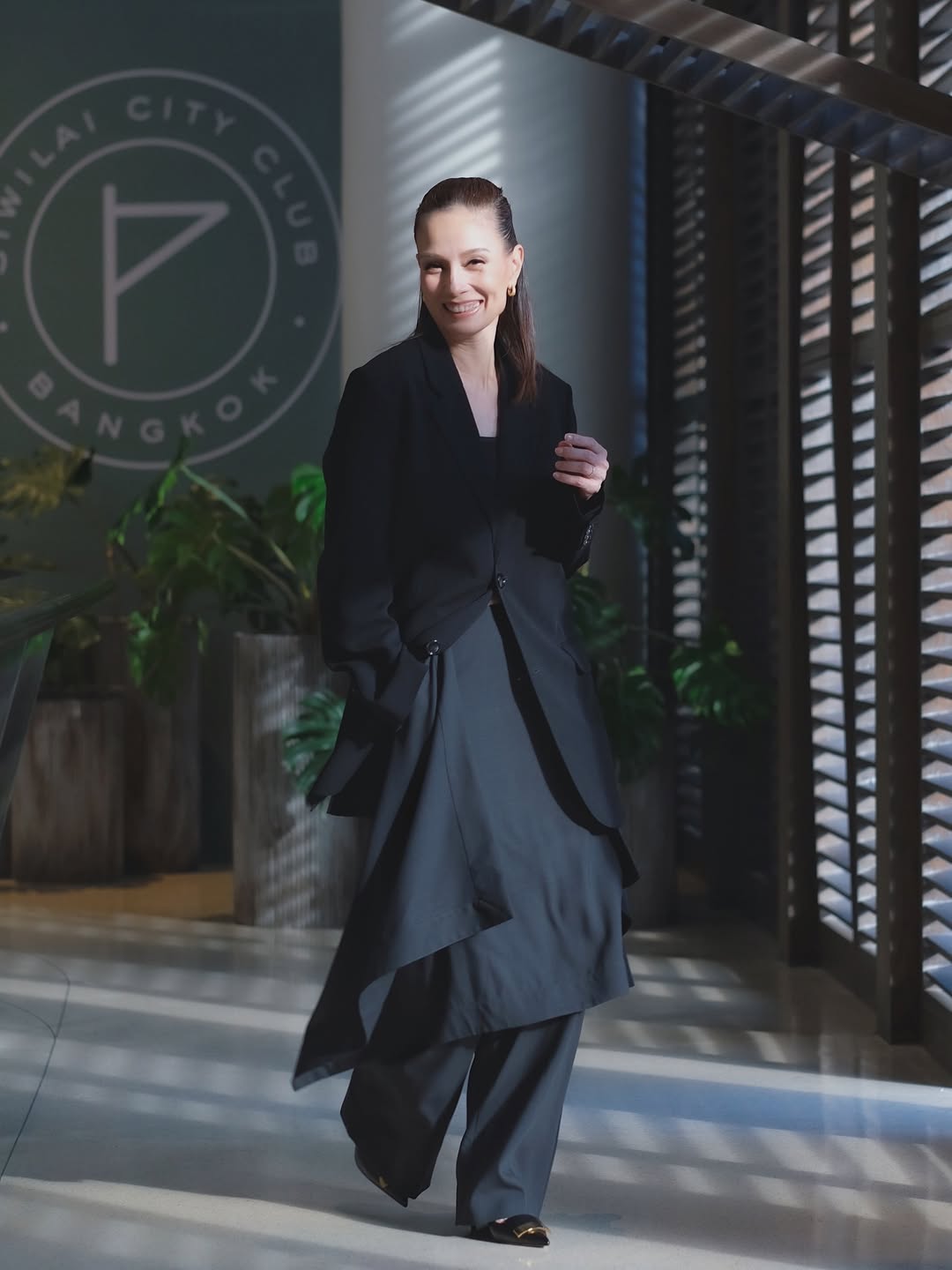 อุ๋ม - อาภาศิริ จันทรัศมี