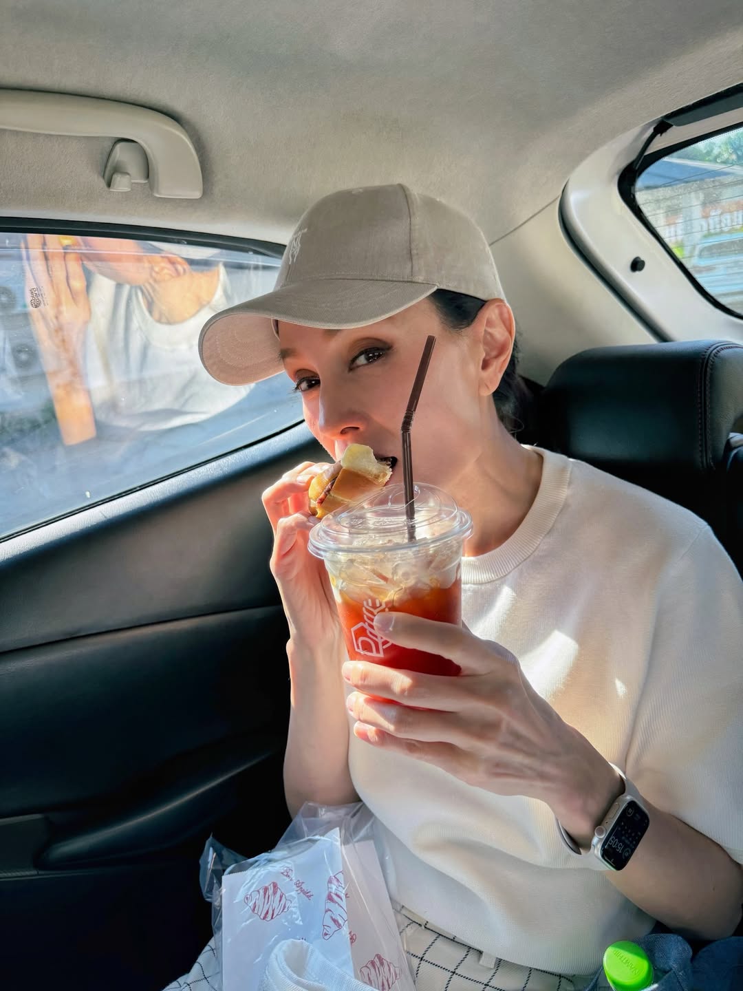 อุ๋ม - อาภาศิริ จันทรัศมี