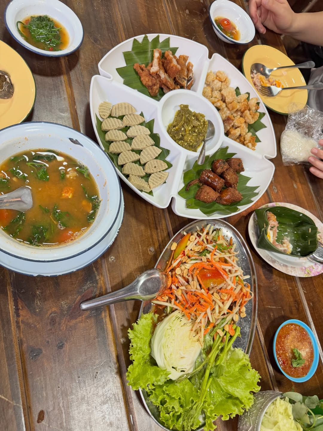 อุ๋ม - อาภาศิริ จันทรัศมี