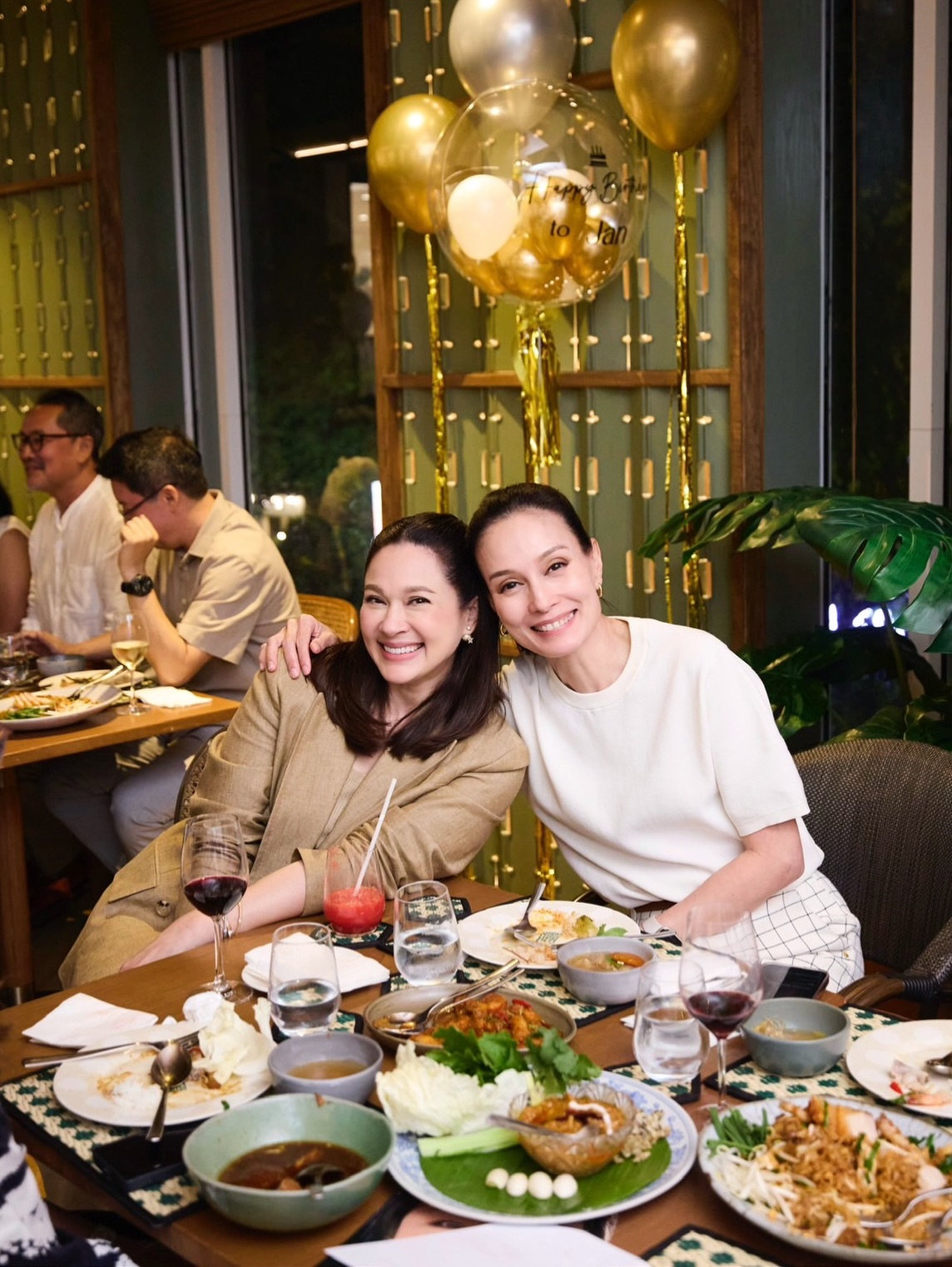 อุ๋ม - อาภาศิริ จันทรัศมี