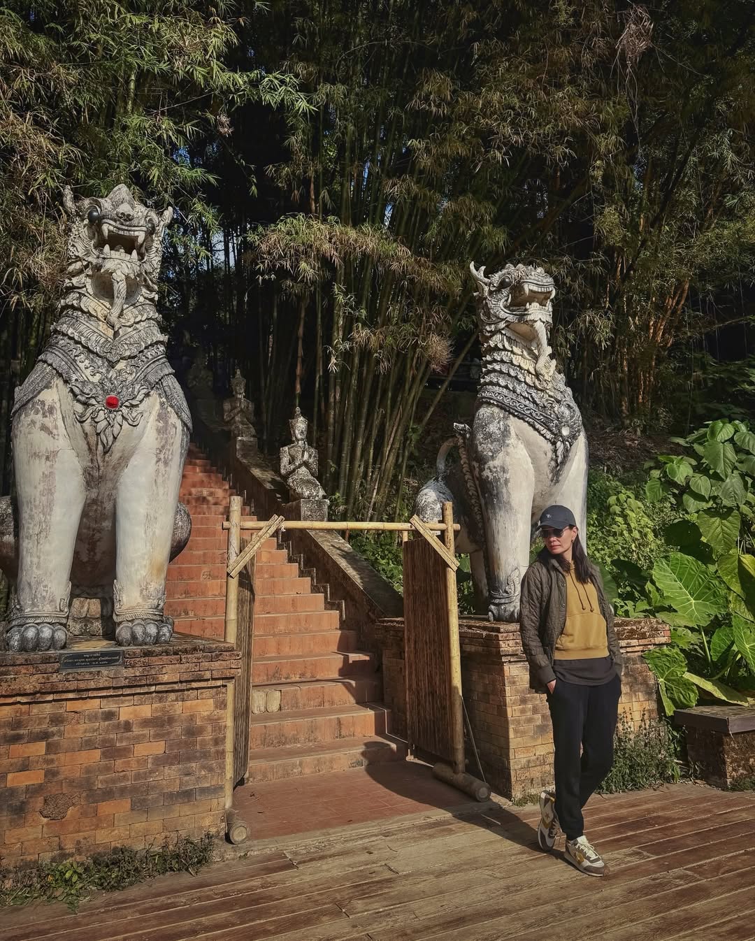 อุ๋ม - อาภาศิริ จันทรัศมี