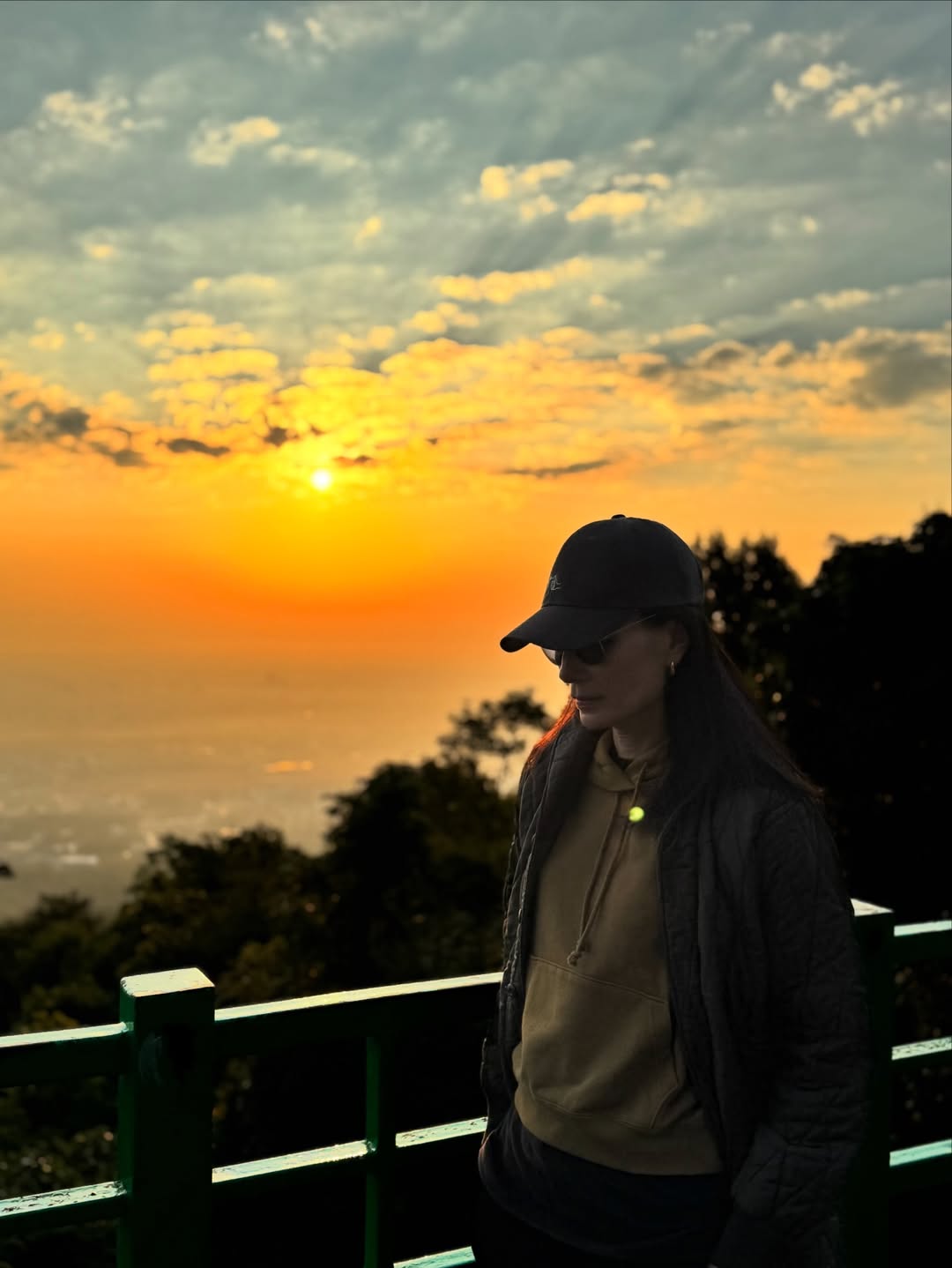 อุ๋ม - อาภาศิริ จันทรัศมี