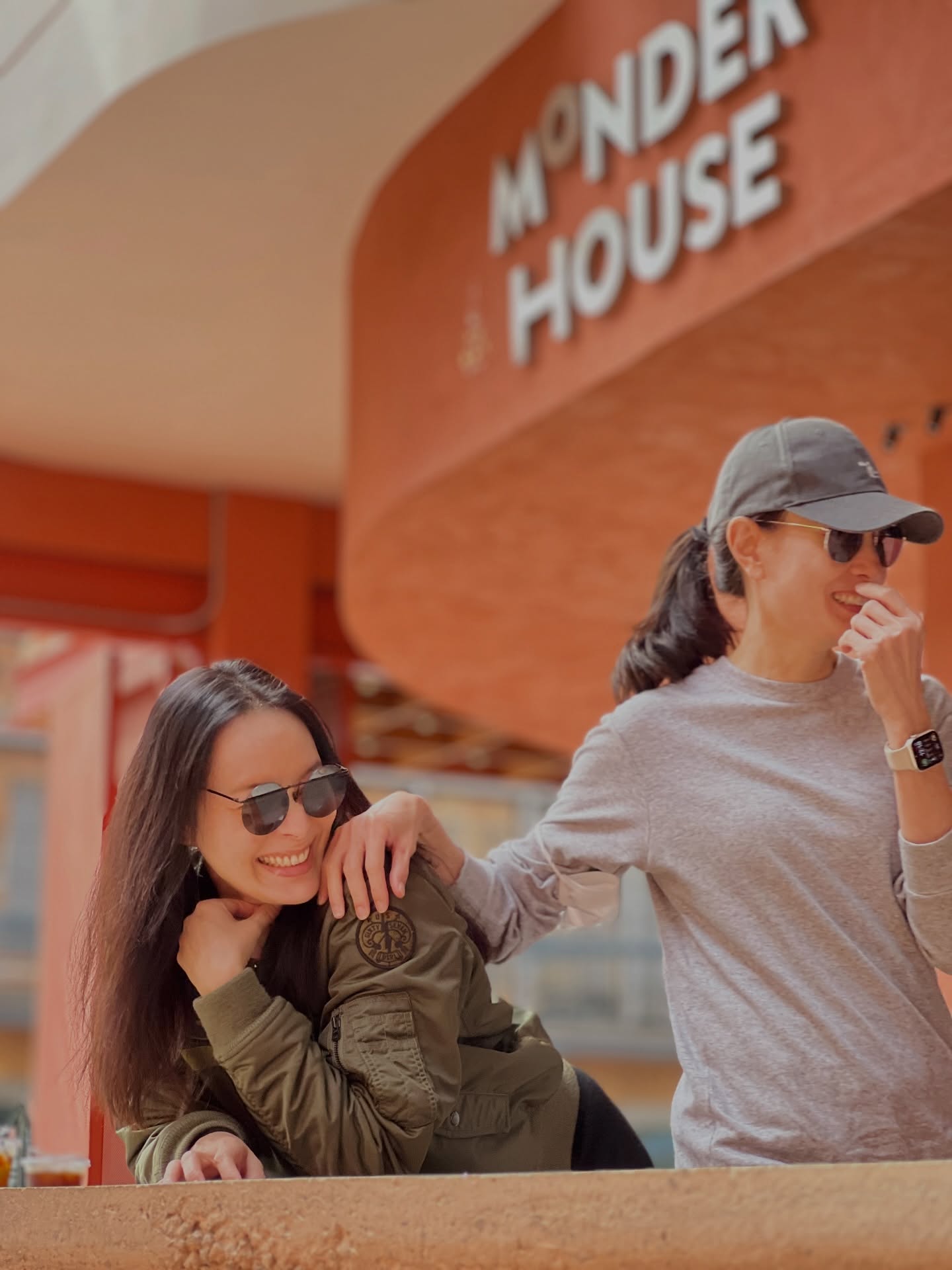 อุ๋ม - อาภาศิริ จันทรัศมี