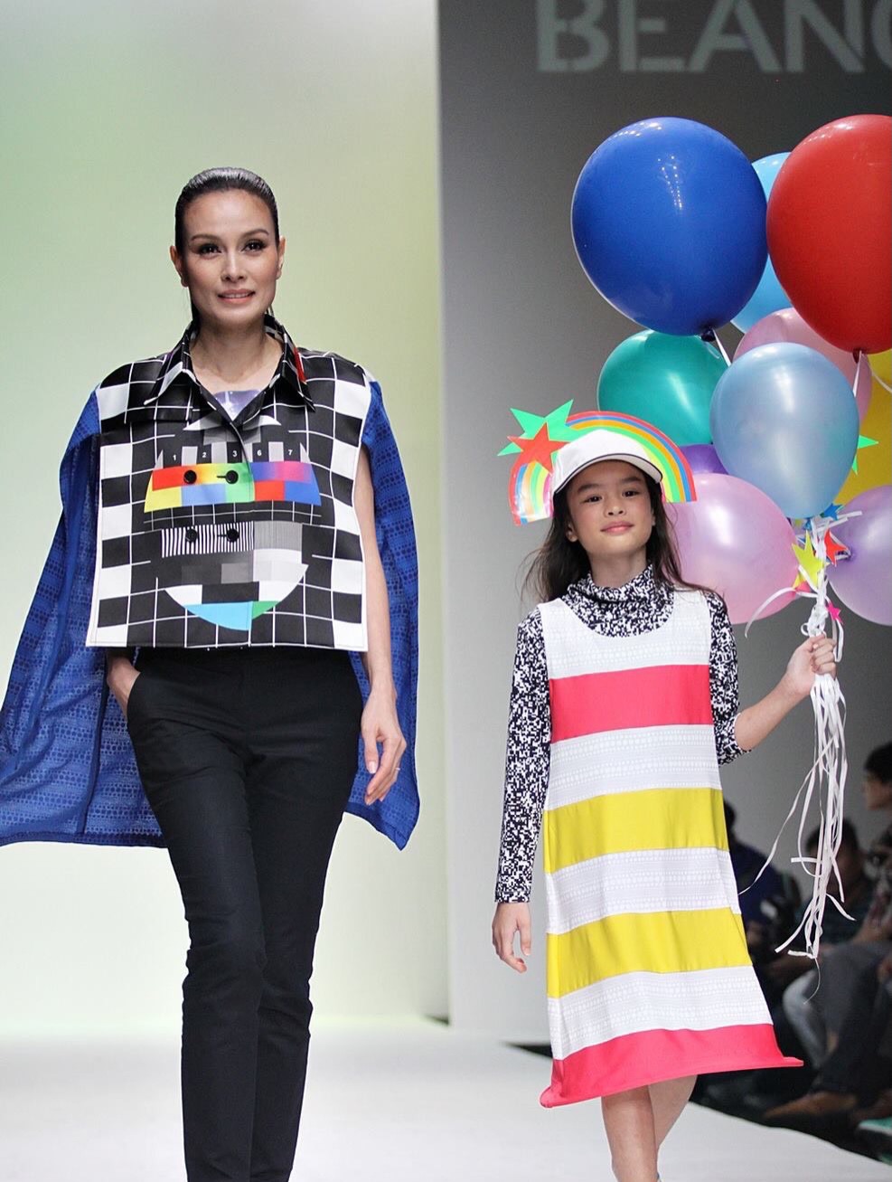 อุ๋ม - อาภาศิริ จันทรัศมี