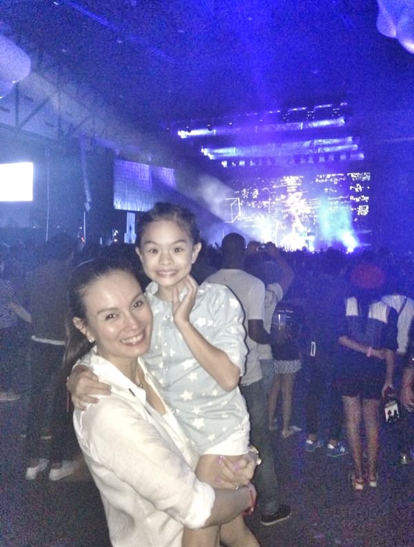 อุ๋ม - อาภาศิริ จันทรัศมี