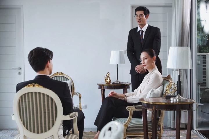 อุ๋ม - อาภาศิริ จันทรัศมี