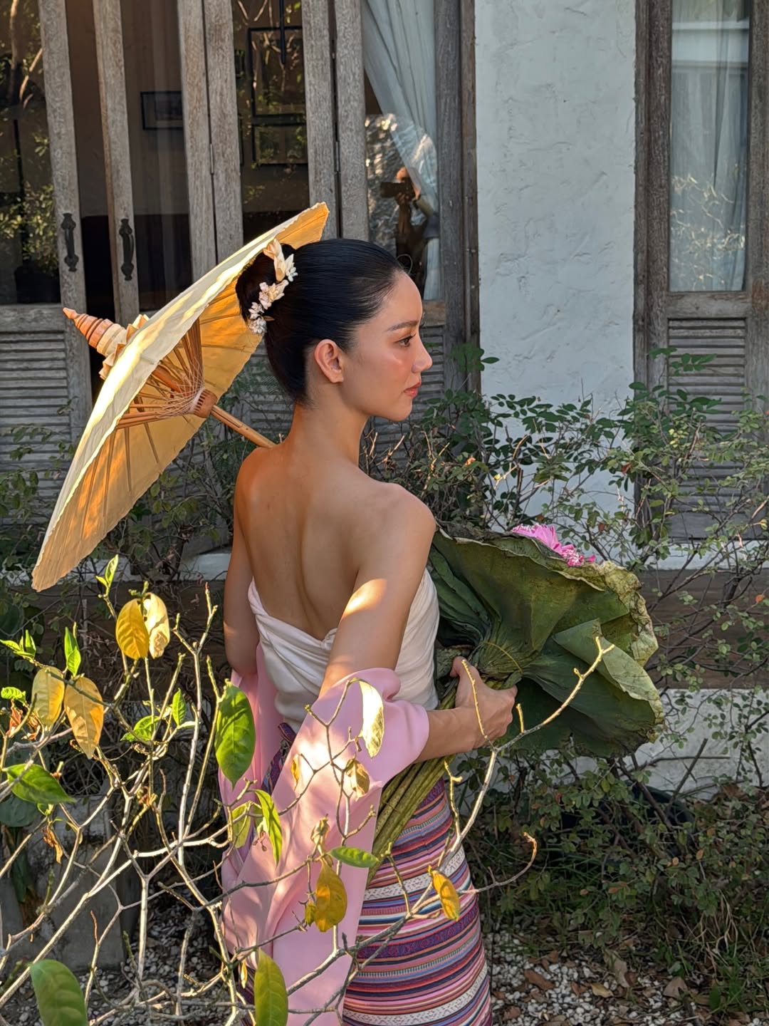 อุ๋ม - อาภาศิริ จันทรัศมี