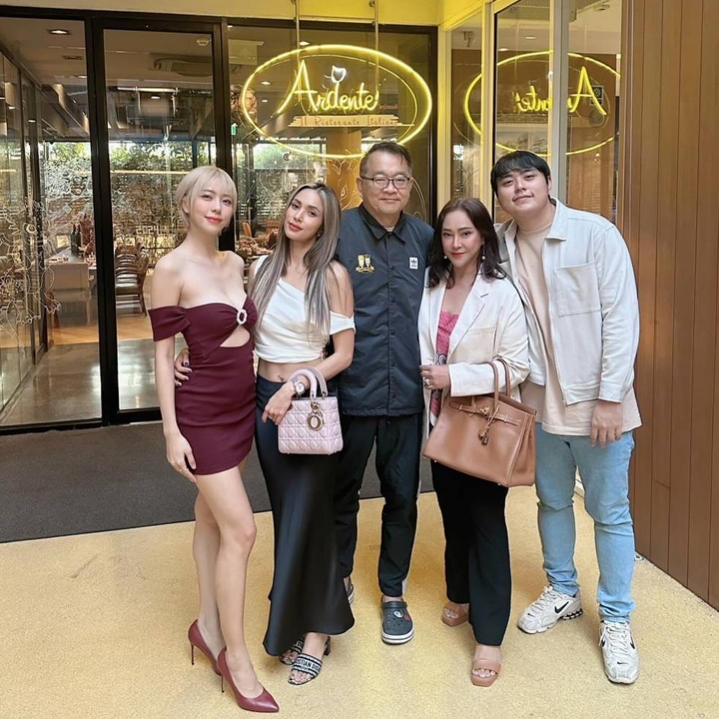นิวเคลียร์ - หรรษา จึงวิวัฒนวงศ์