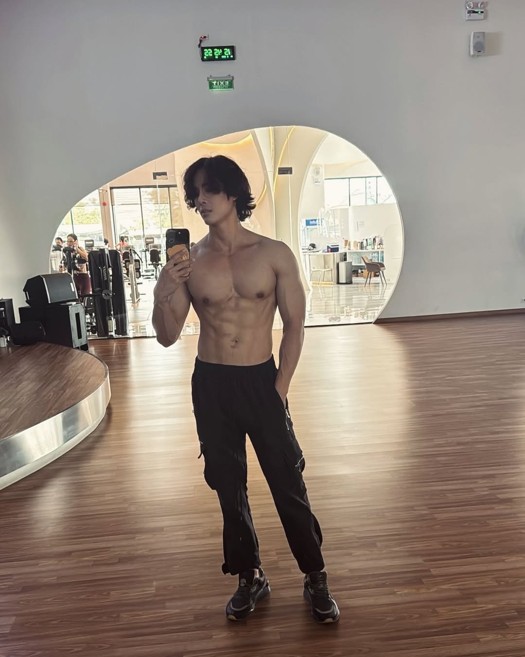 เด่นคุณ งามเนตร