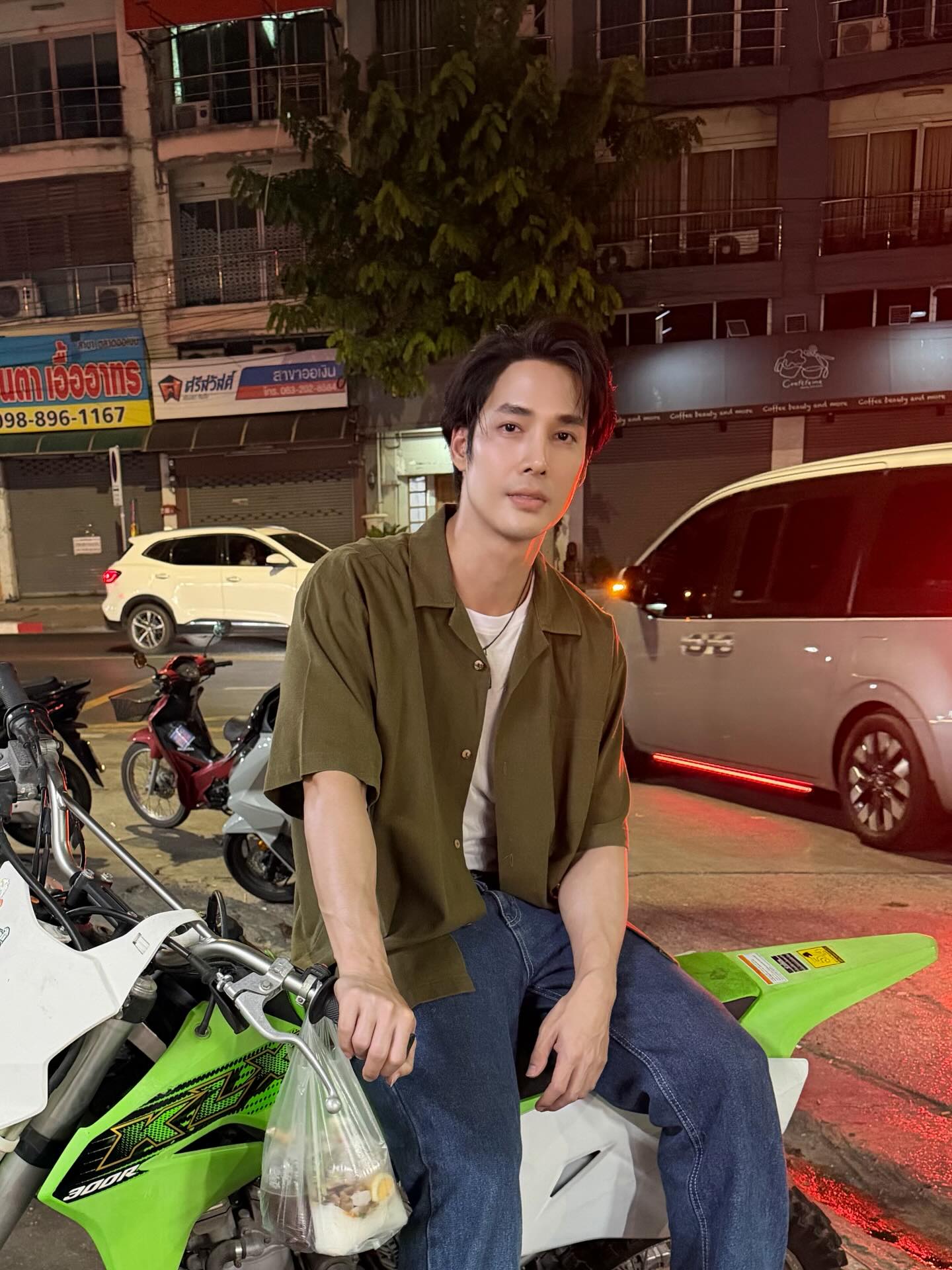 เด่นคุณ งามเนตร