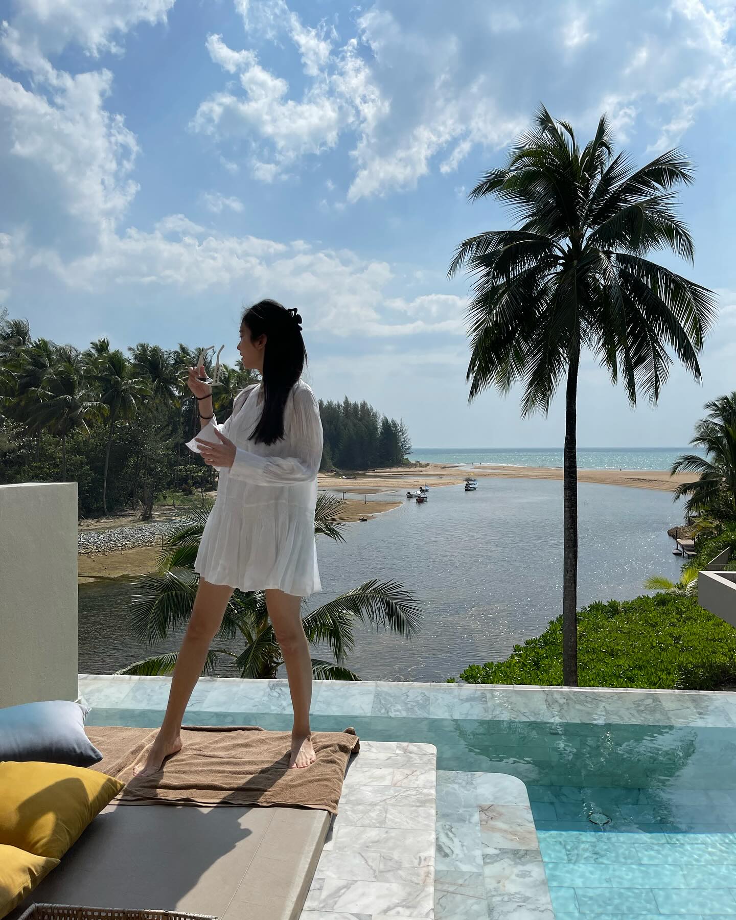 ปอย - ตรีชฎา เพชรรัตน์