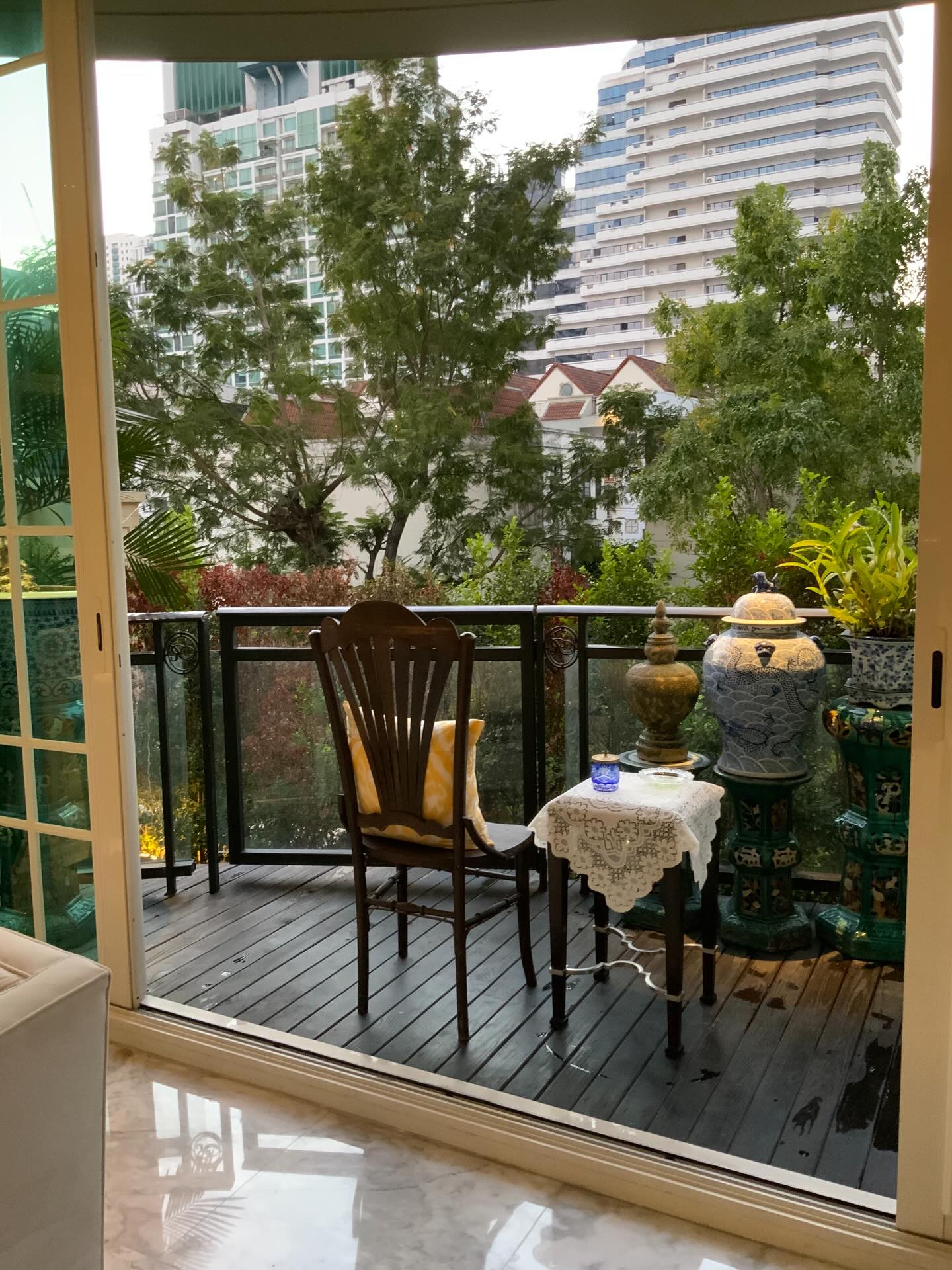 ปอย - ตรีชฎา เพชรรัตน์