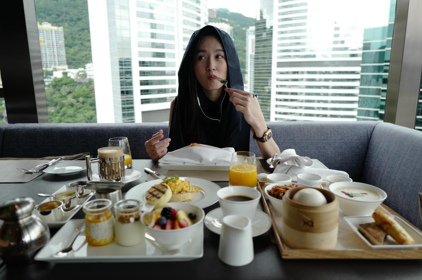 ปอย - ตรีชฎา เพชรรัตน์