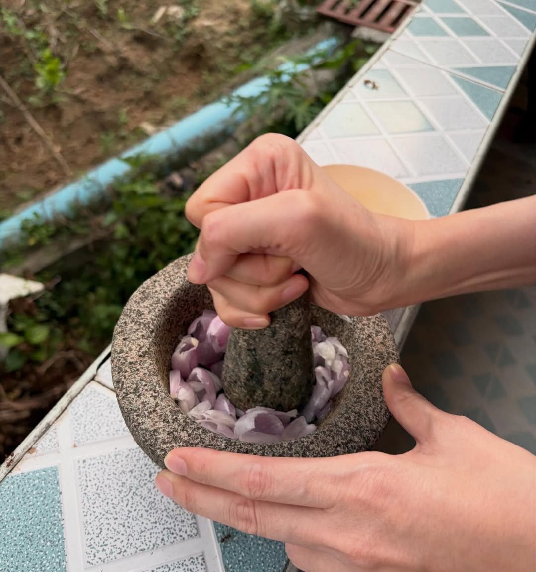 ปอย - ตรีชฎา เพชรรัตน์