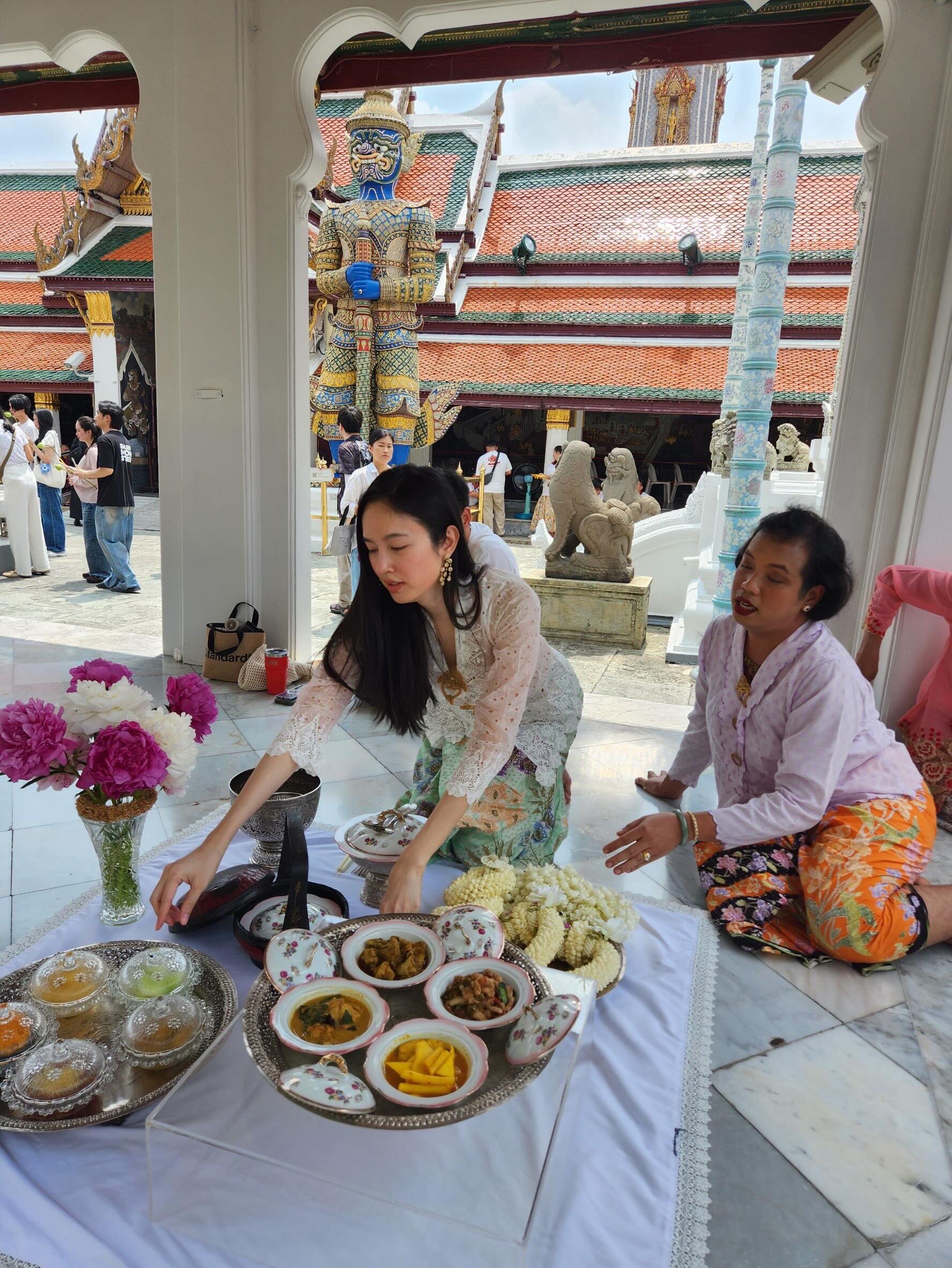 ปอย - ตรีชฎา เพชรรัตน์