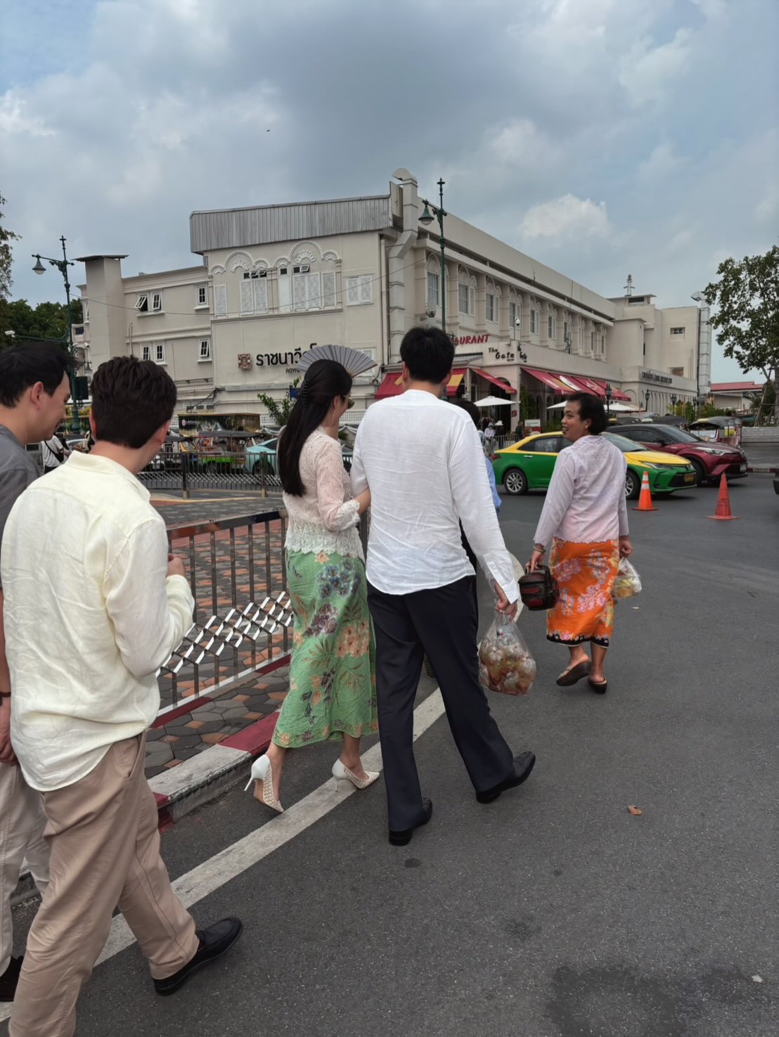 ปอย - ตรีชฎา เพชรรัตน์