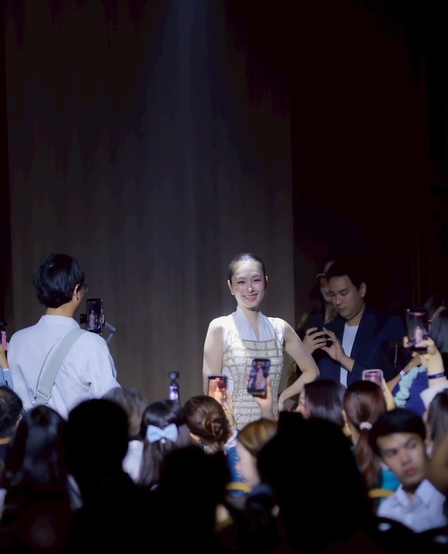 ปอย - ตรีชฎา เพชรรัตน์
