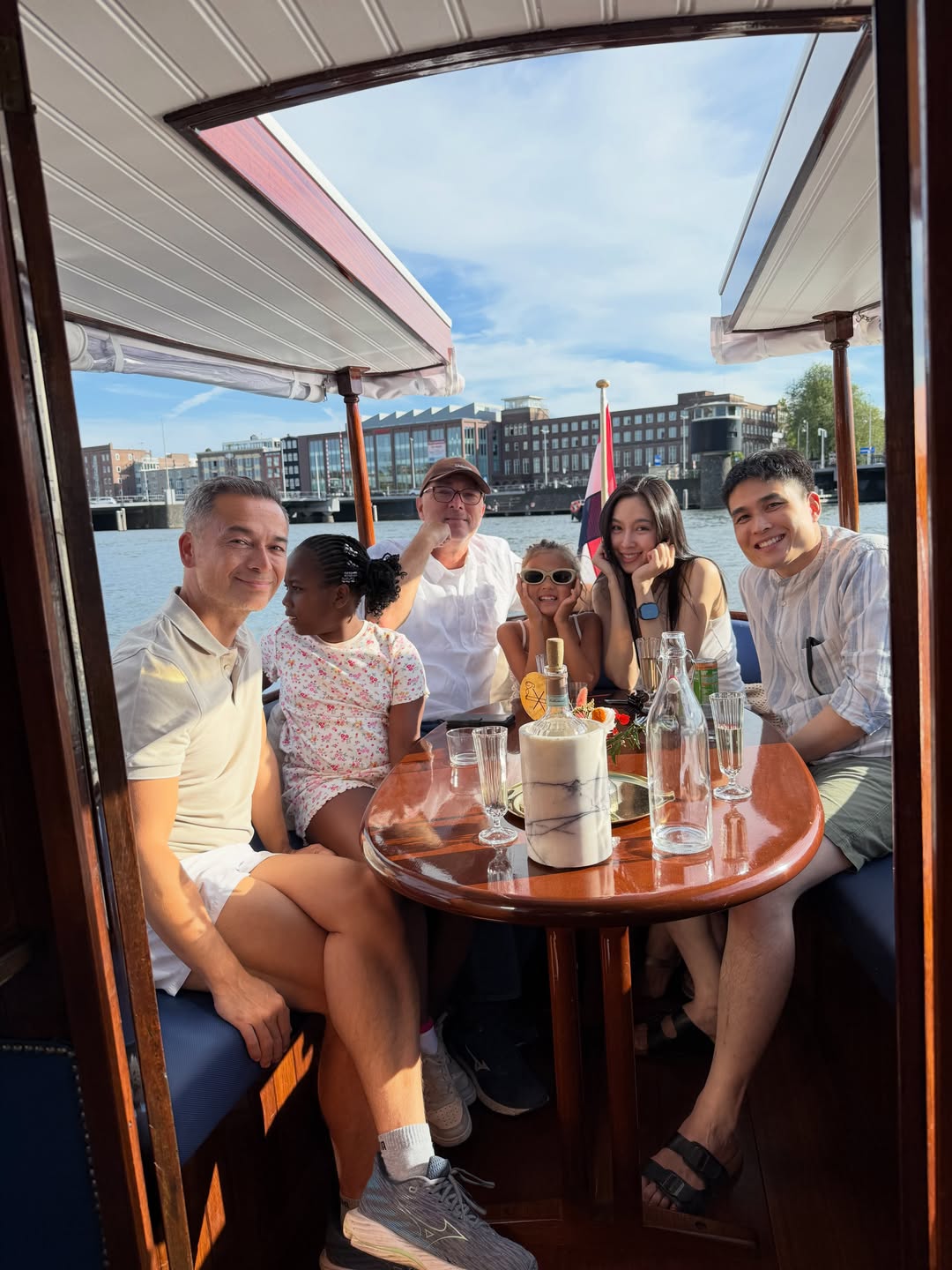 ปอย - ตรีชฎา เพชรรัตน์