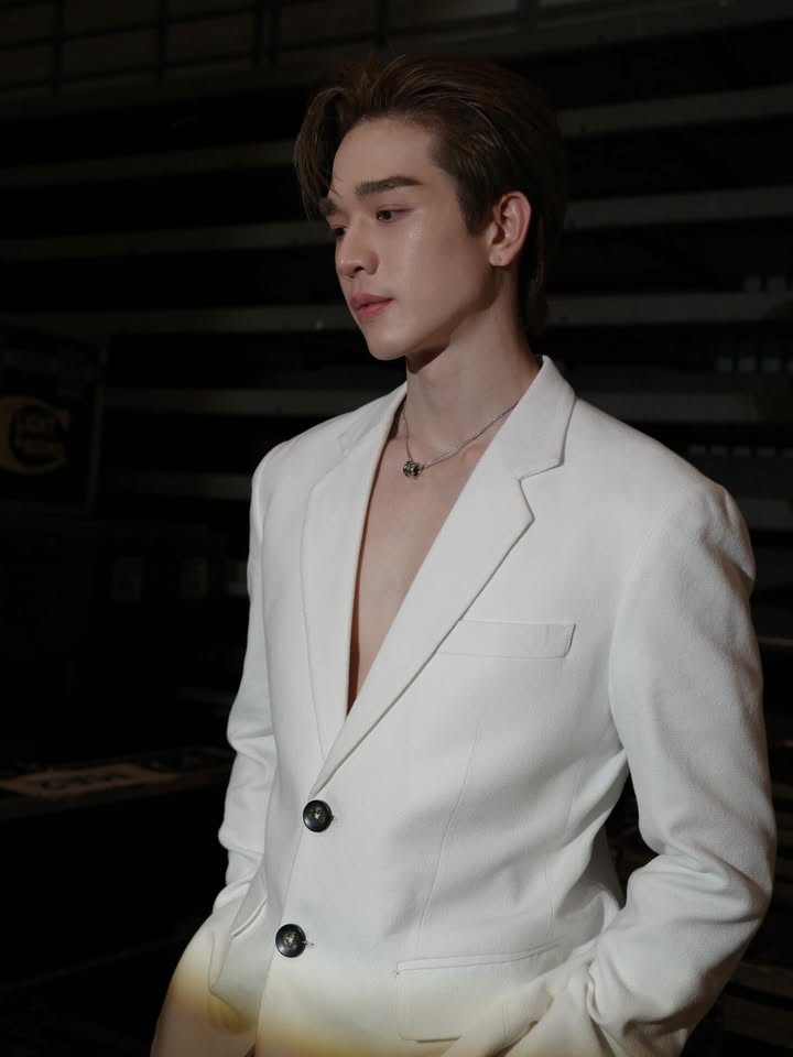 ตงตง - กฤษกร กนกธร