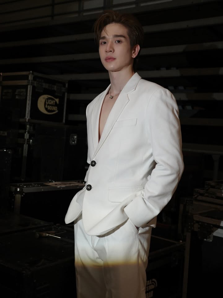 ตงตง - กฤษกร กนกธร