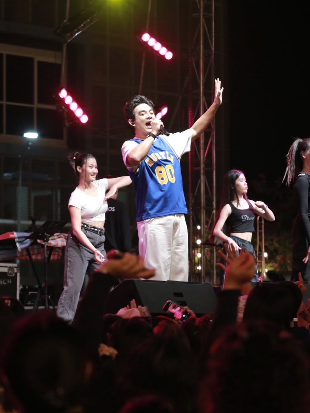 มอส - ปฏิภาณ ปฐวีกานต์