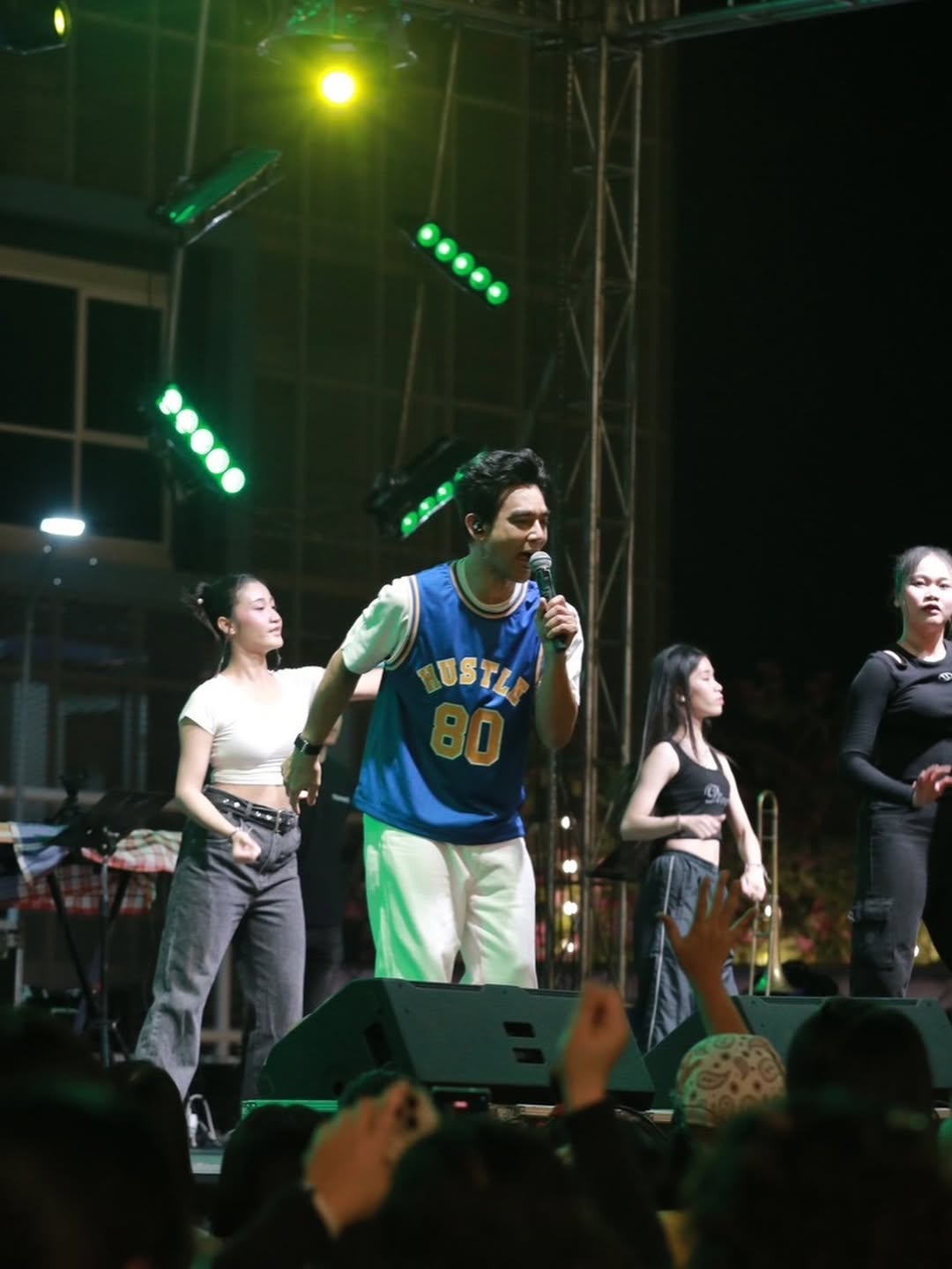 มอส - ปฏิภาณ ปฐวีกานต์