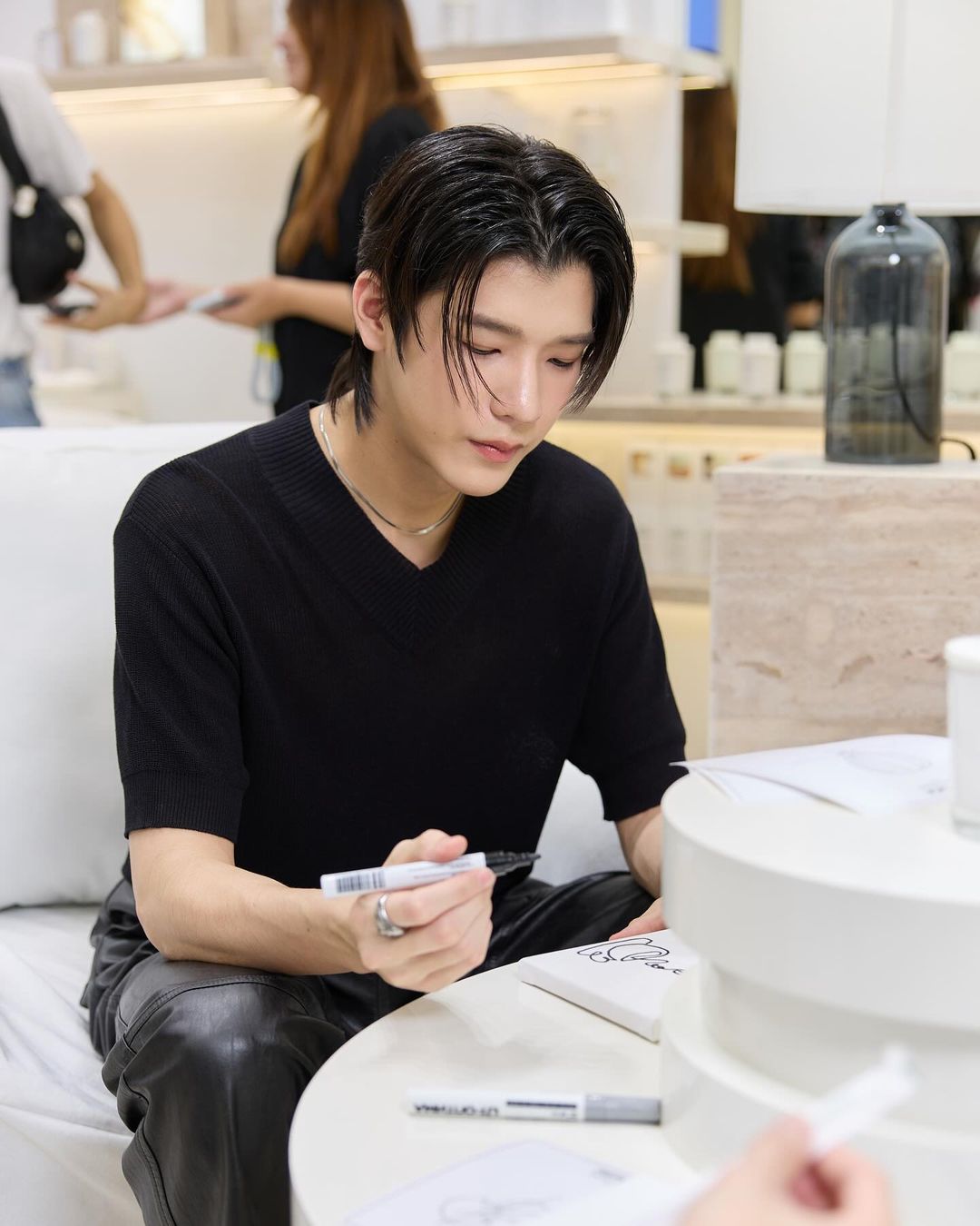 จิมมี่ - กานต์ กฤษณะพันธ์
