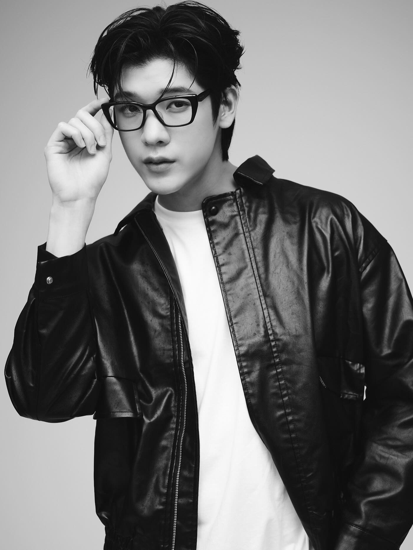 จิมมี่ - กานต์ กฤษณะพันธ์