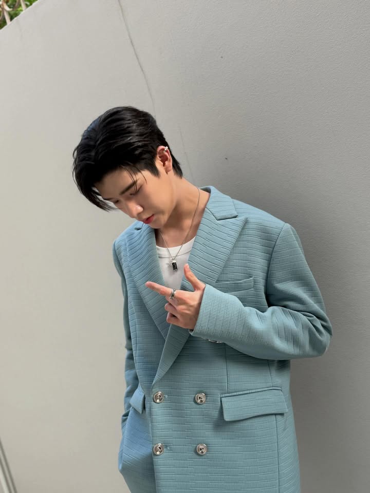 จิมมี่ - กานต์ กฤษณะพันธ์