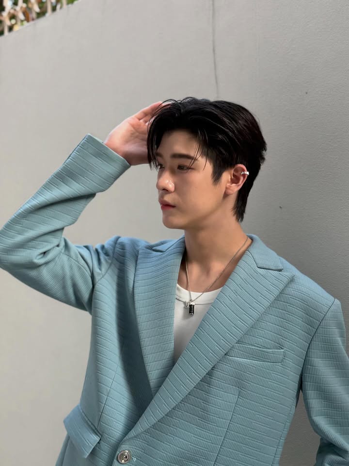 จิมมี่ - กานต์ กฤษณะพันธ์