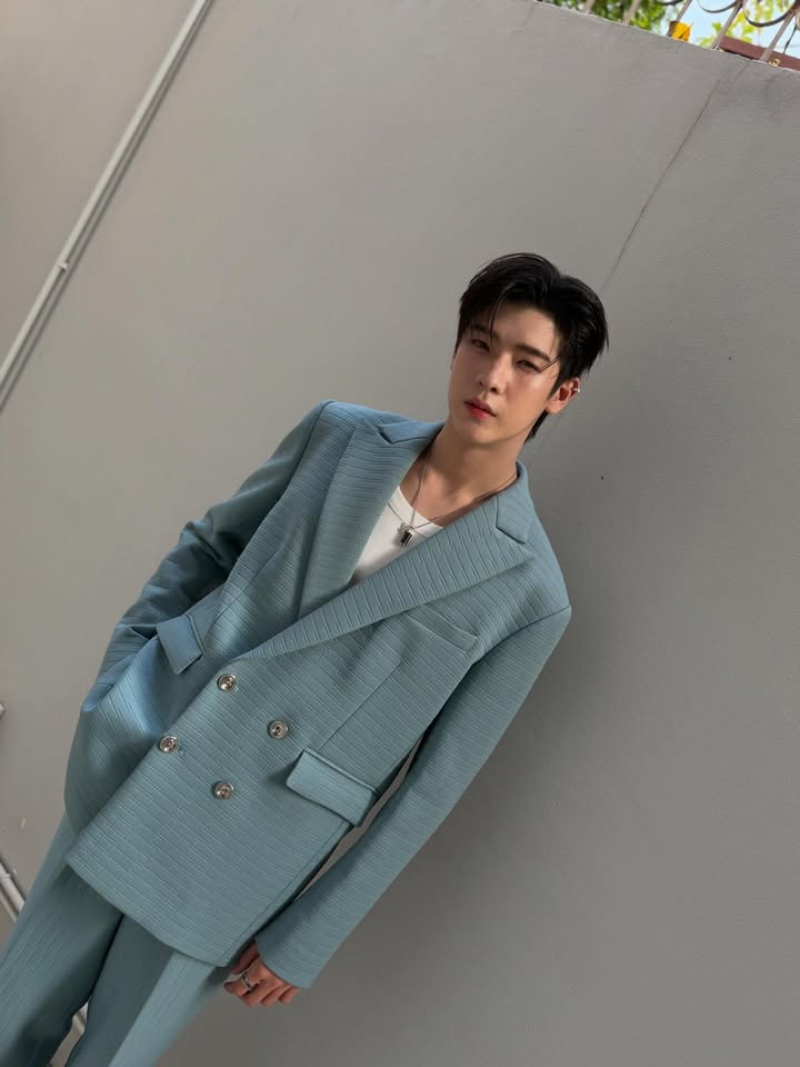 จิมมี่ - กานต์ กฤษณะพันธ์