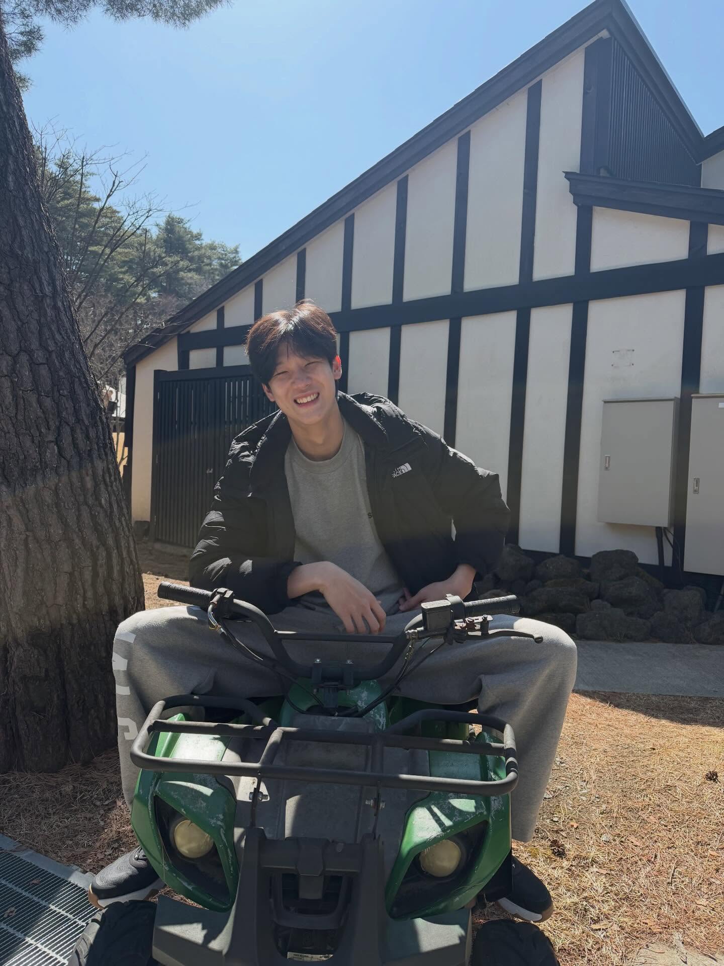 จิมมี่ - กานต์ กฤษณะพันธ์