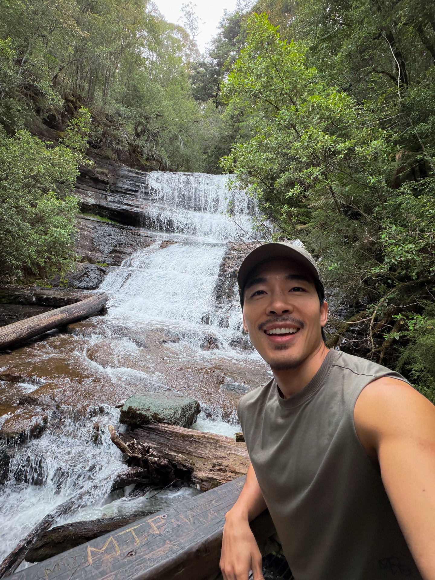 นัท - ณัฐ ศักดาทร