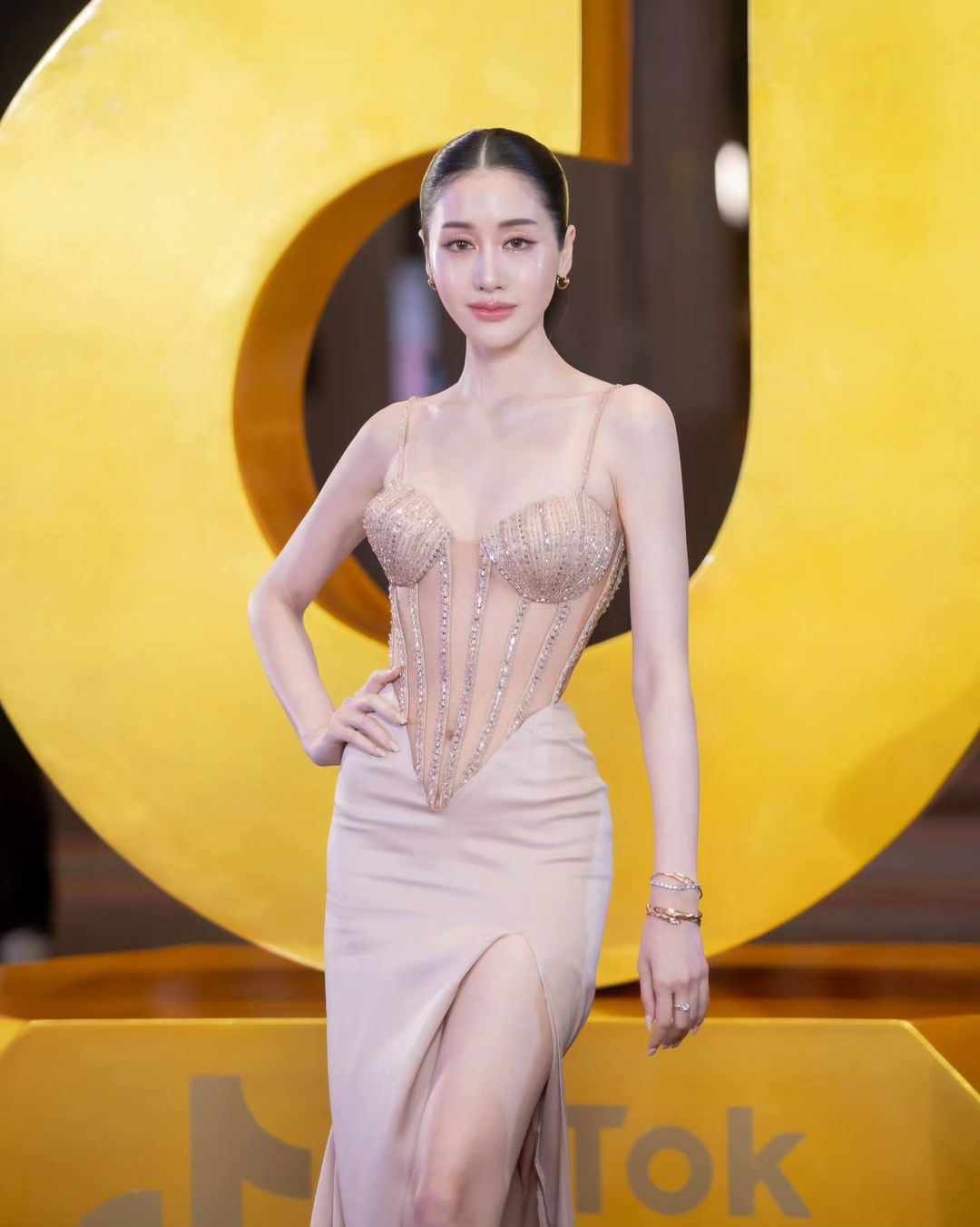 พิม - พิมประภา ตั้งประภาพร