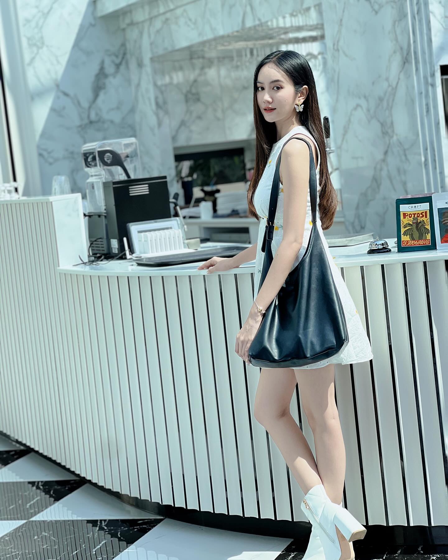 แป้ง มิตรชัย