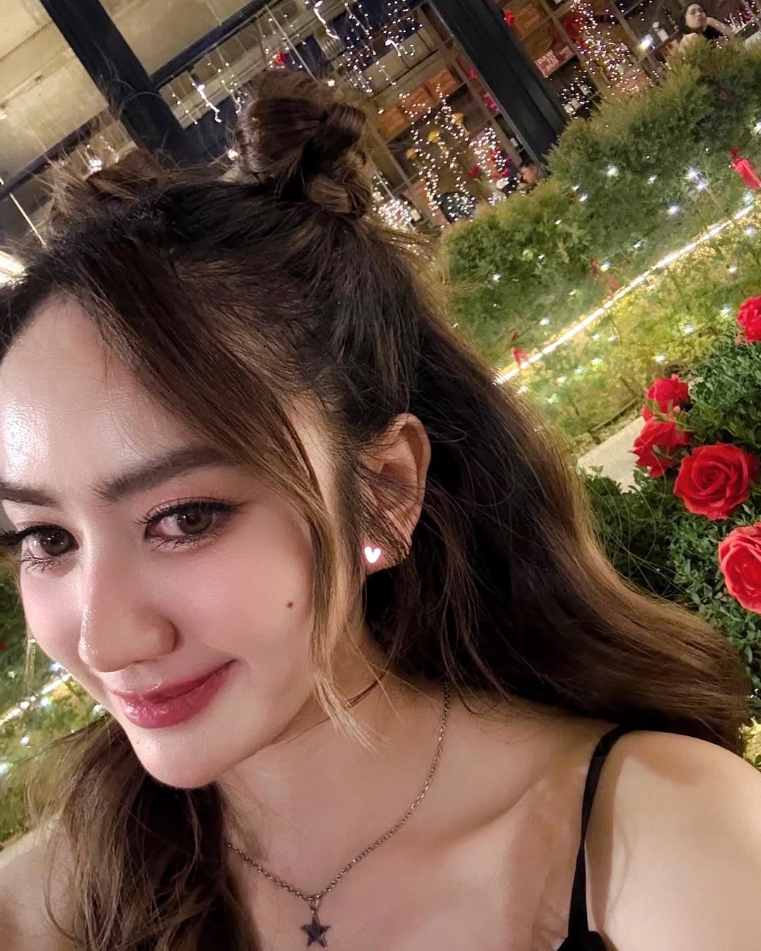 แป้ง มิตรชัย