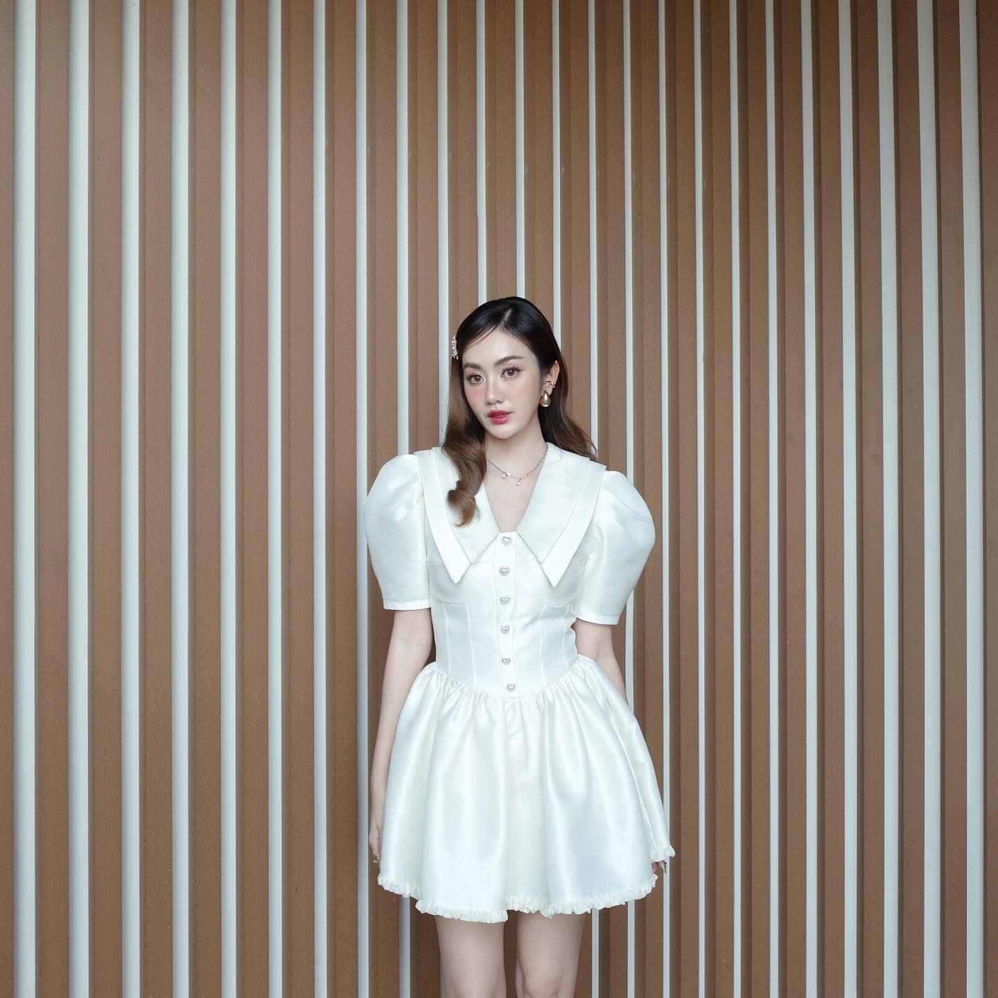 แป้ง มิตรชัย