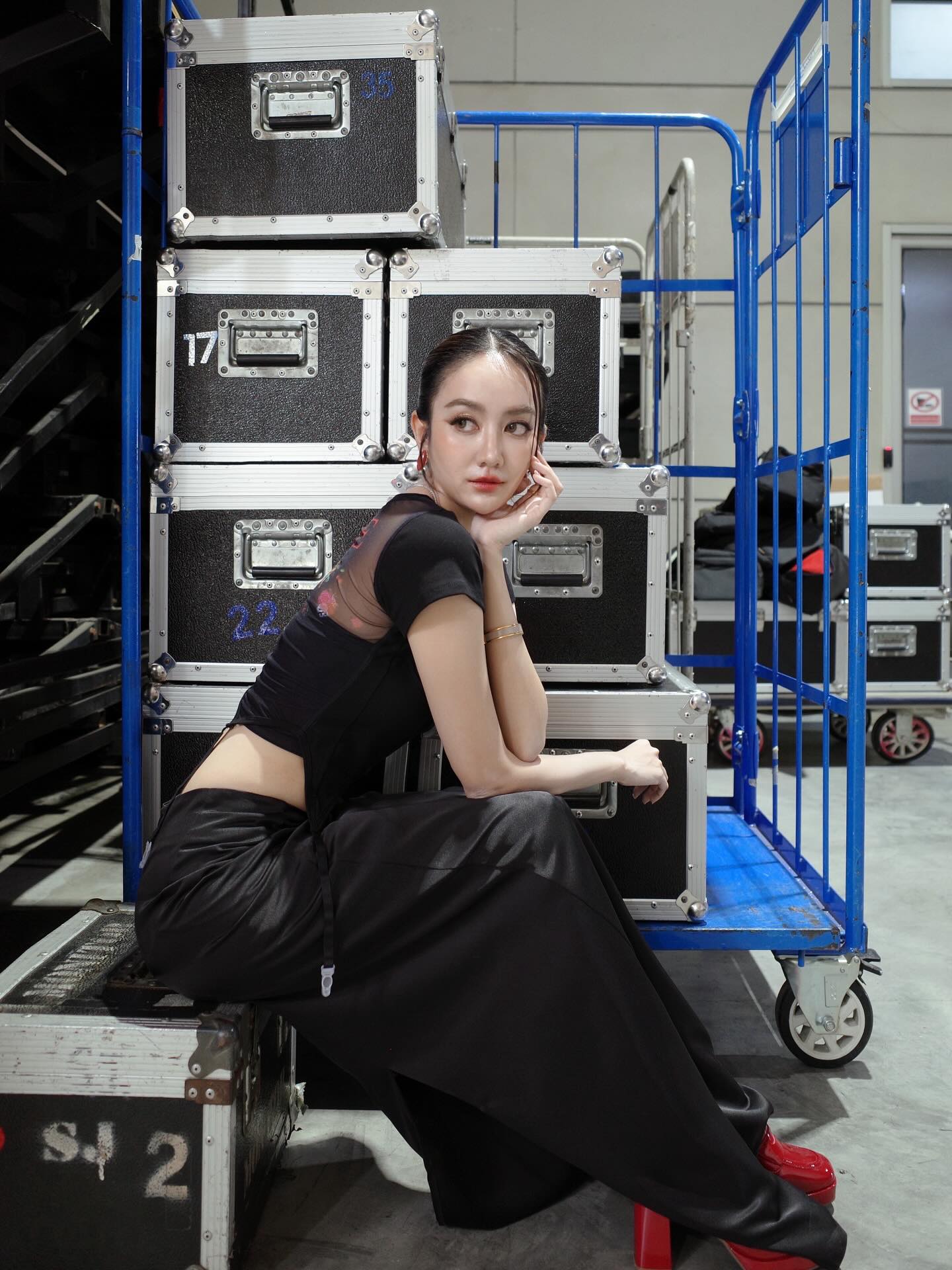 แป้ง มิตรชัย