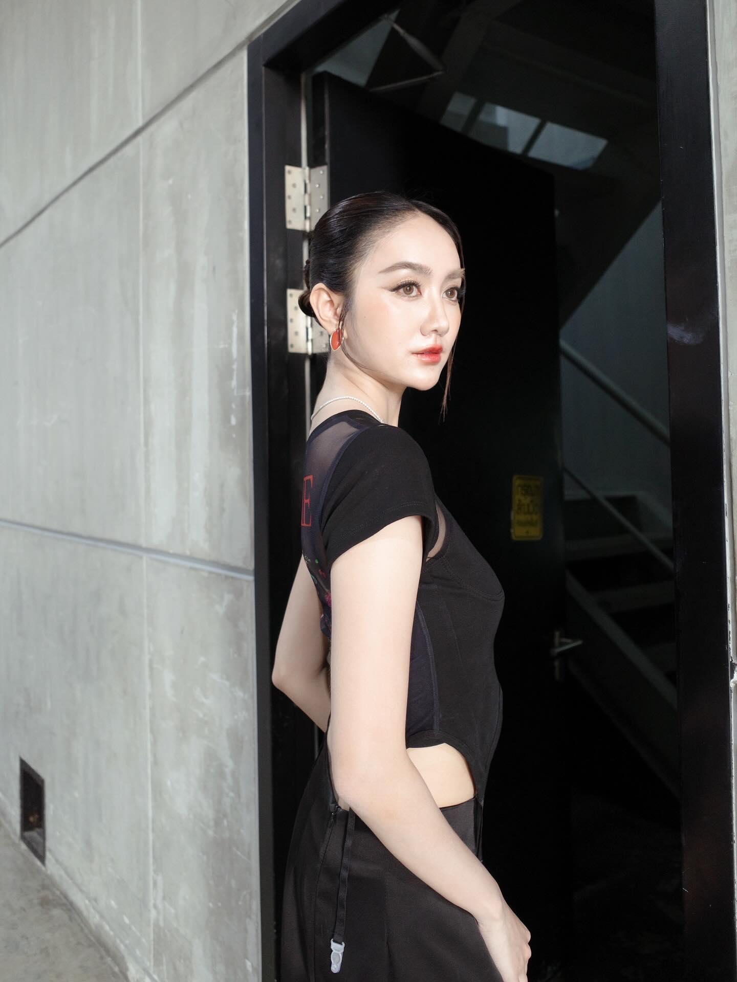 แป้ง มิตรชัย
