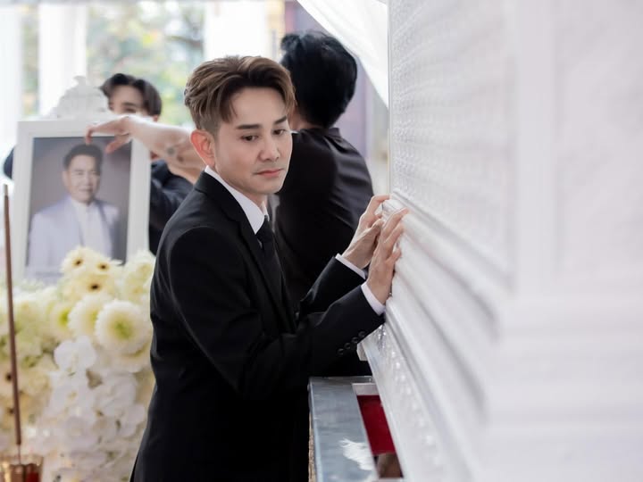 แป้ง มิตรชัย