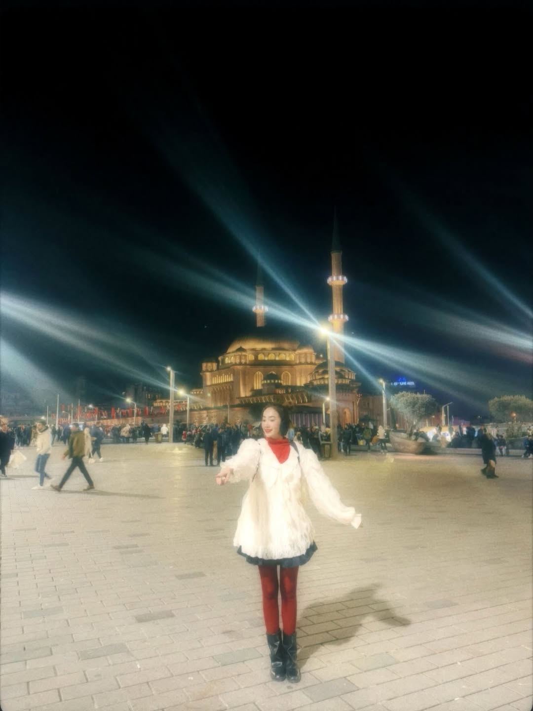 แป้ง มิตรชัย