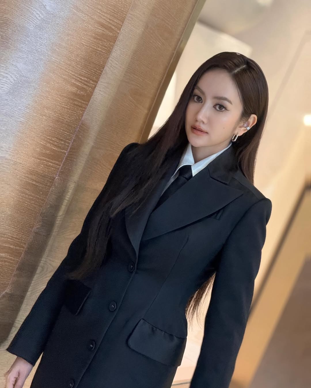 แป้ง มิตรชัย