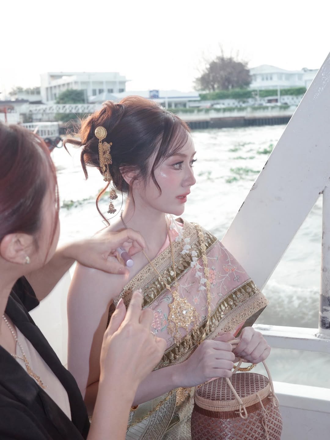 แป้ง มิตรชัย