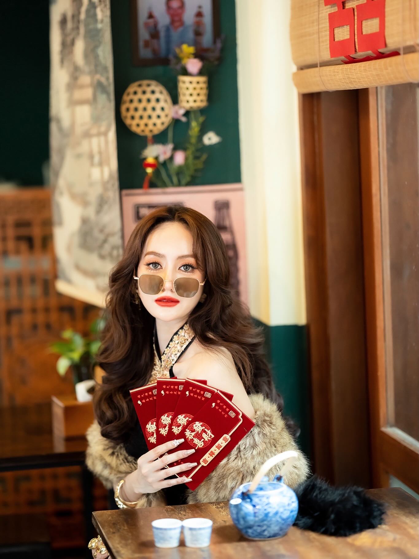 แป้ง มิตรชัย