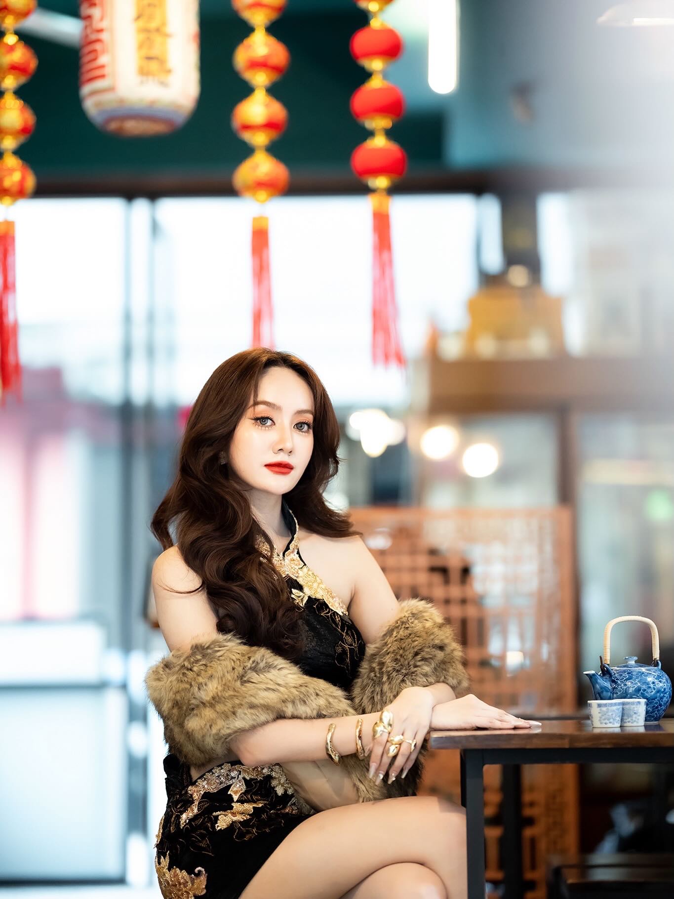 แป้ง มิตรชัย