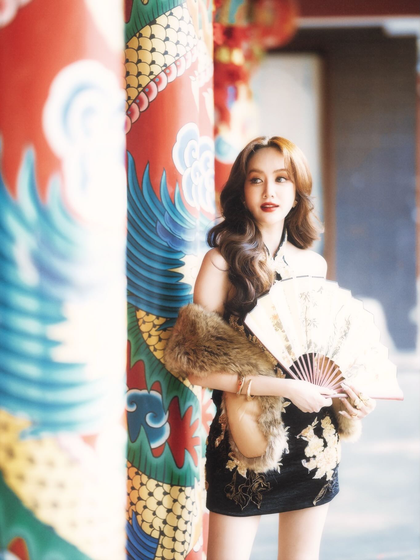 แป้ง มิตรชัย