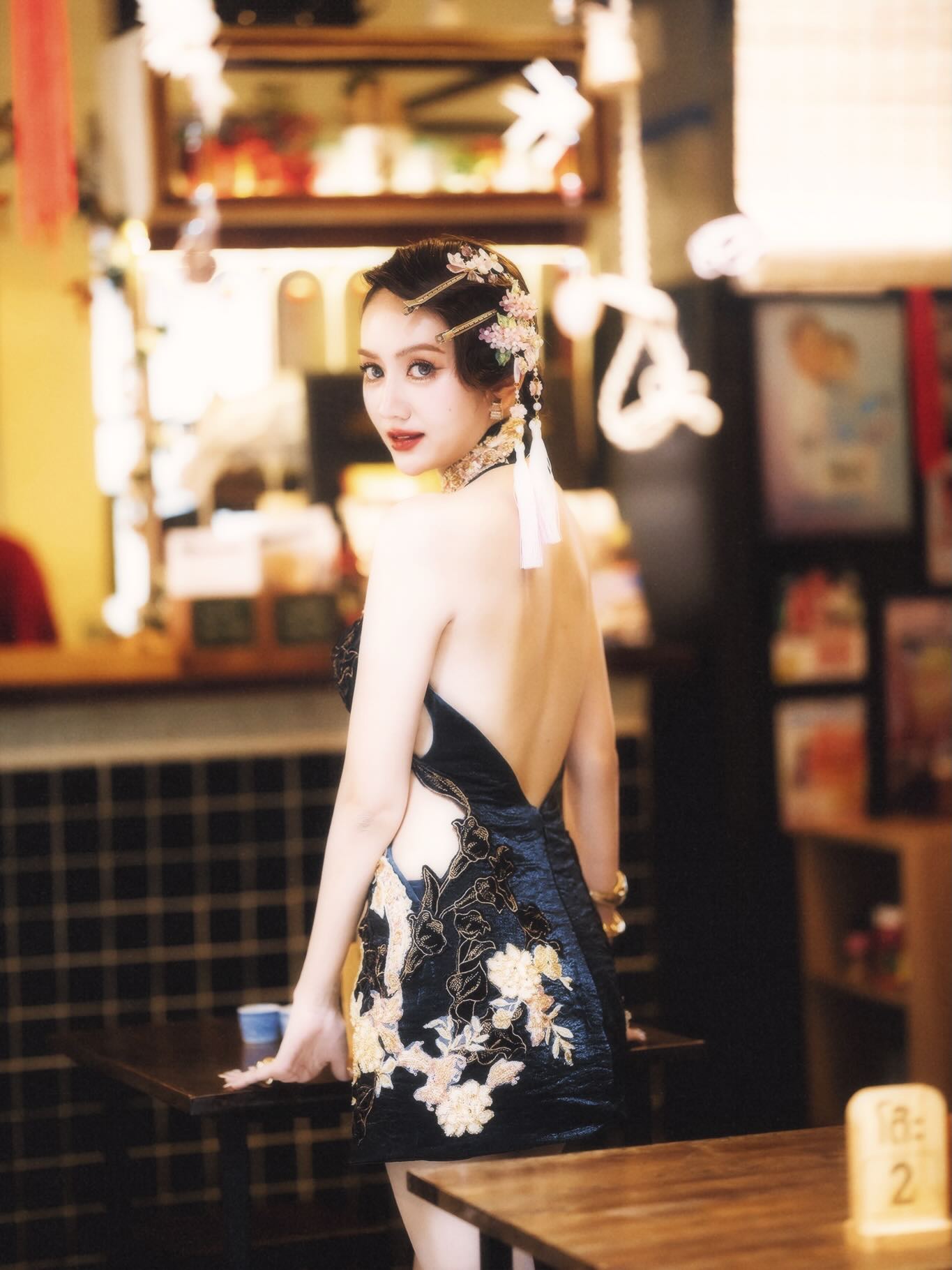 แป้ง มิตรชัย