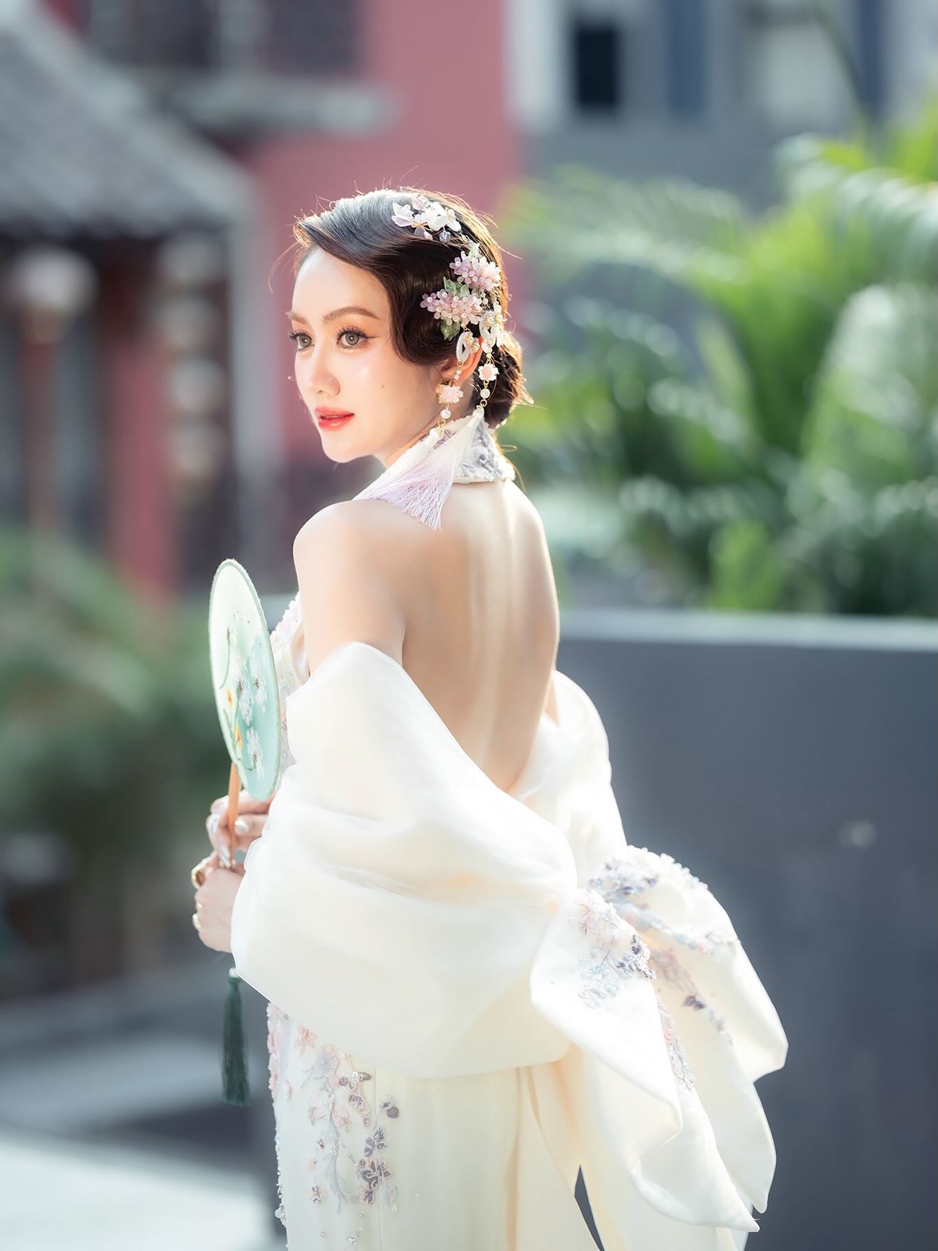 แป้ง มิตรชัย