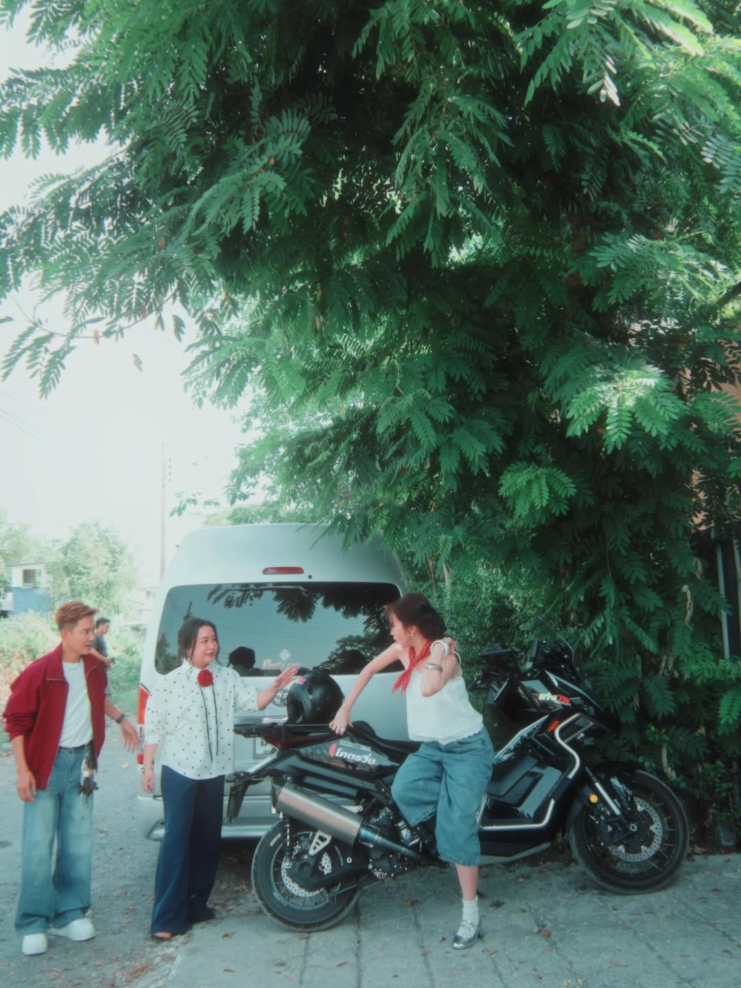 แป้ง มิตรชัย