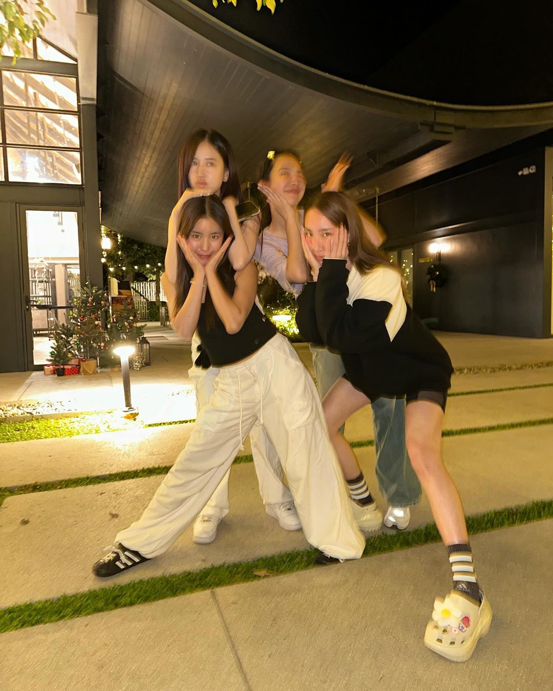 อ้าย - สรัลชนา อภิสมัยมงคล